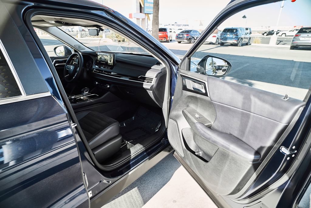 Used 2025 Mitsubishi Outlander SE AWD/4WD image 12