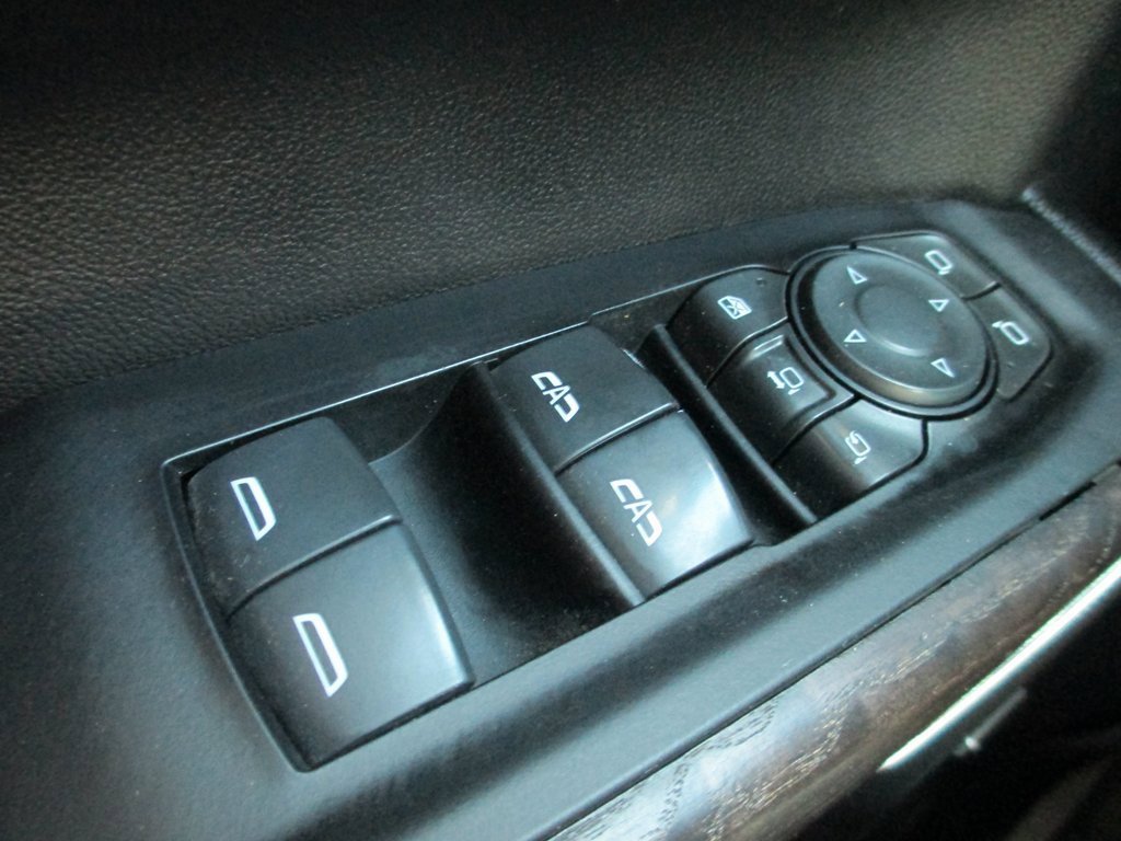 Used 2022 GMC Sierra 3500 Denali image 25