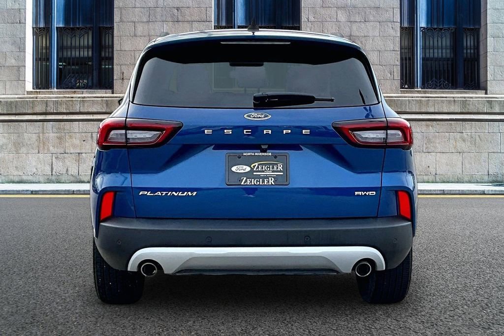 Certified 2023 Ford Escape Platinum w/ Premium Technology Package image 4