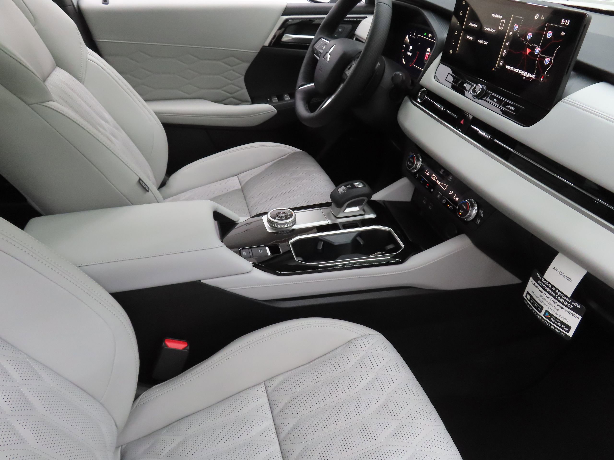 New 2026 Mitsubishi Outlander SEL FWD image 25