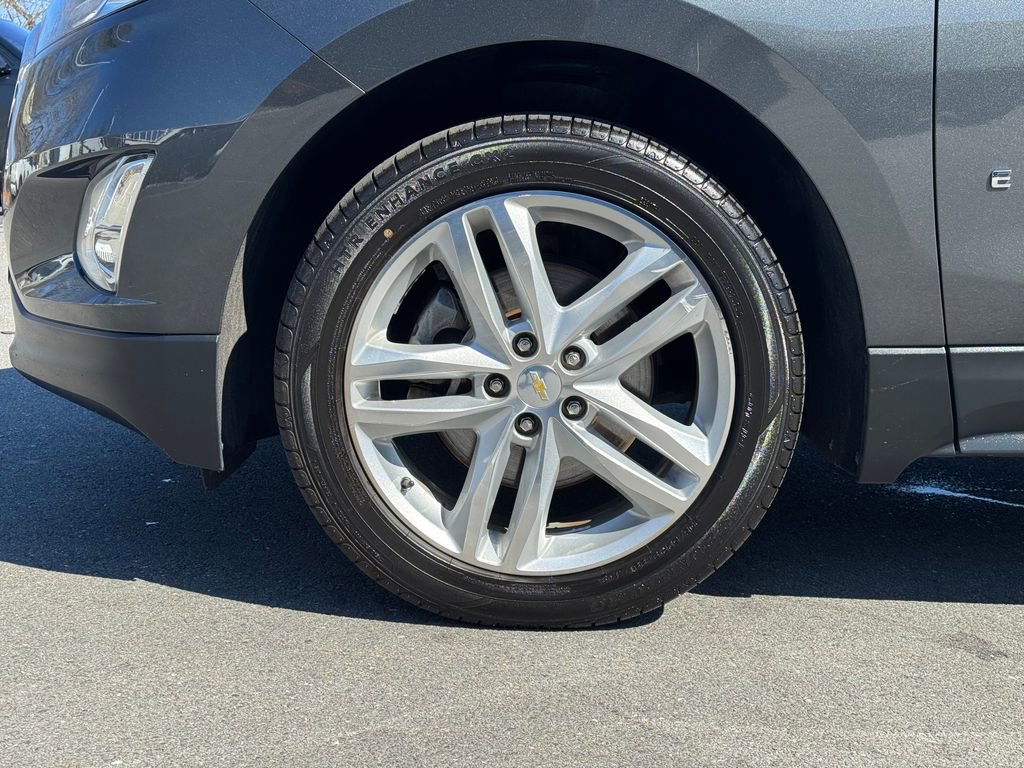 Used 2018 Chevrolet Equinox Premier image 10