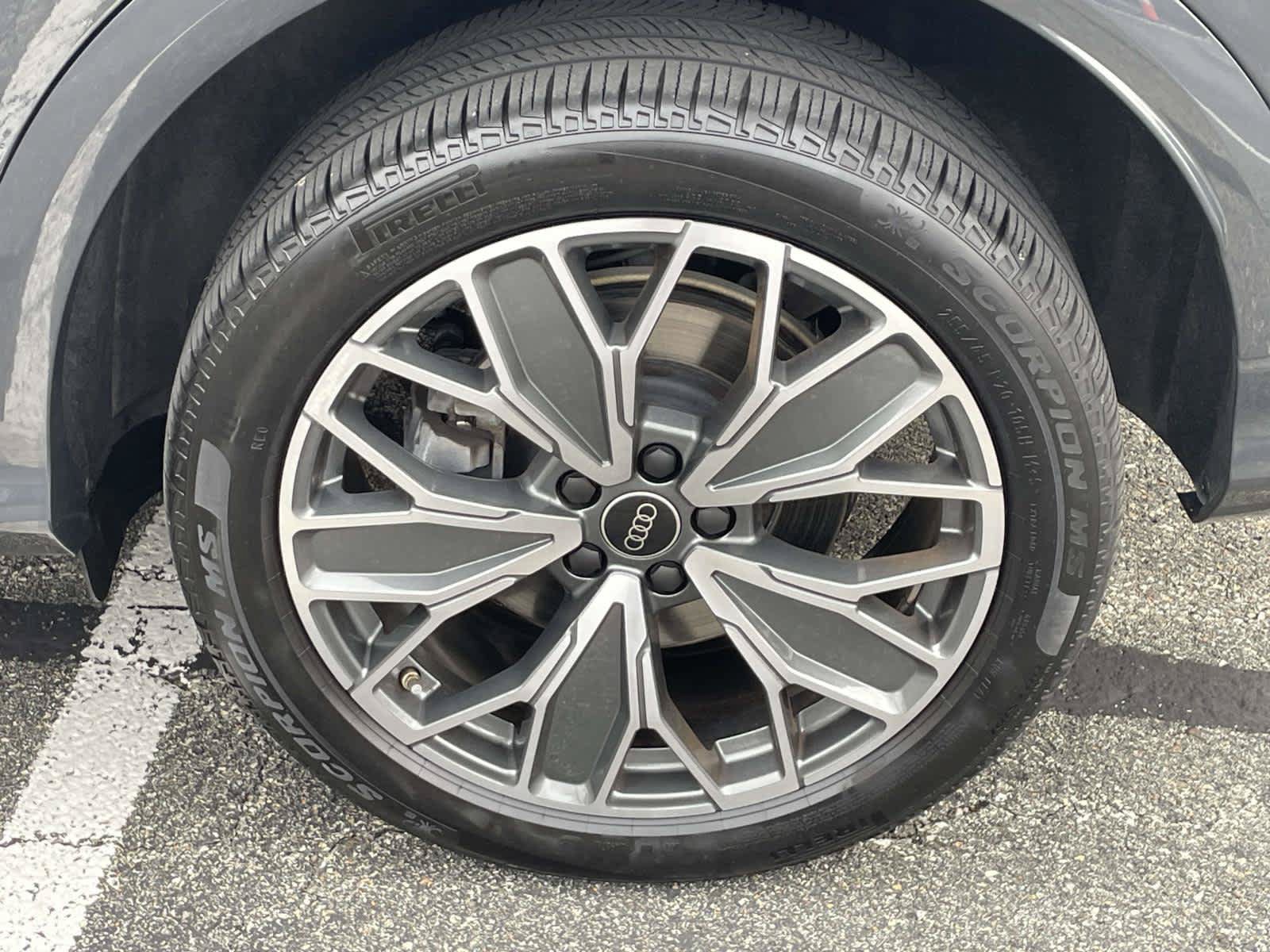 Certified 2025 Audi Q5 Premium w/ Premium Plus AWD/4WD image 16