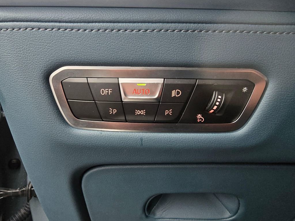 Used 2023 BMW XM image 26