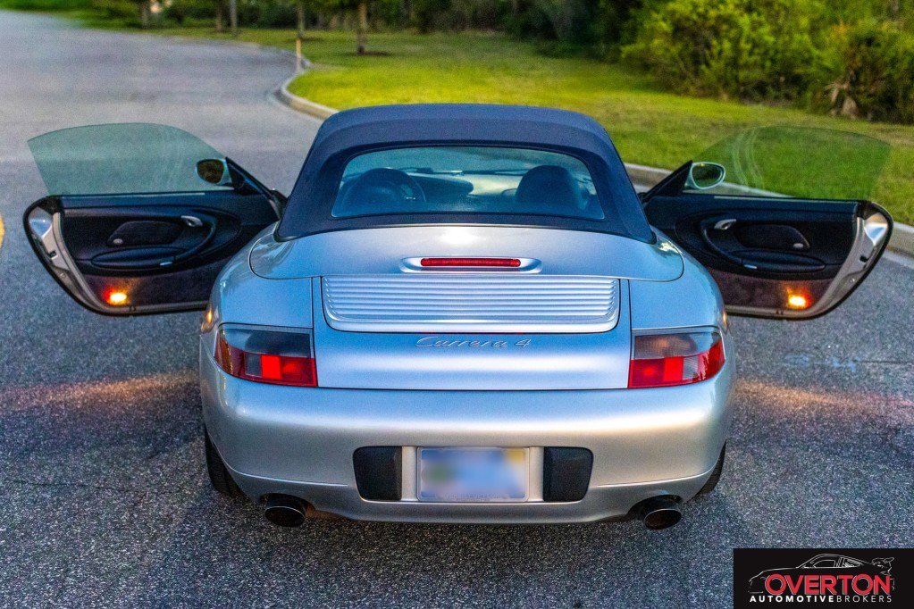 Used 2000 Porsche 911 Carrera RWD image 32