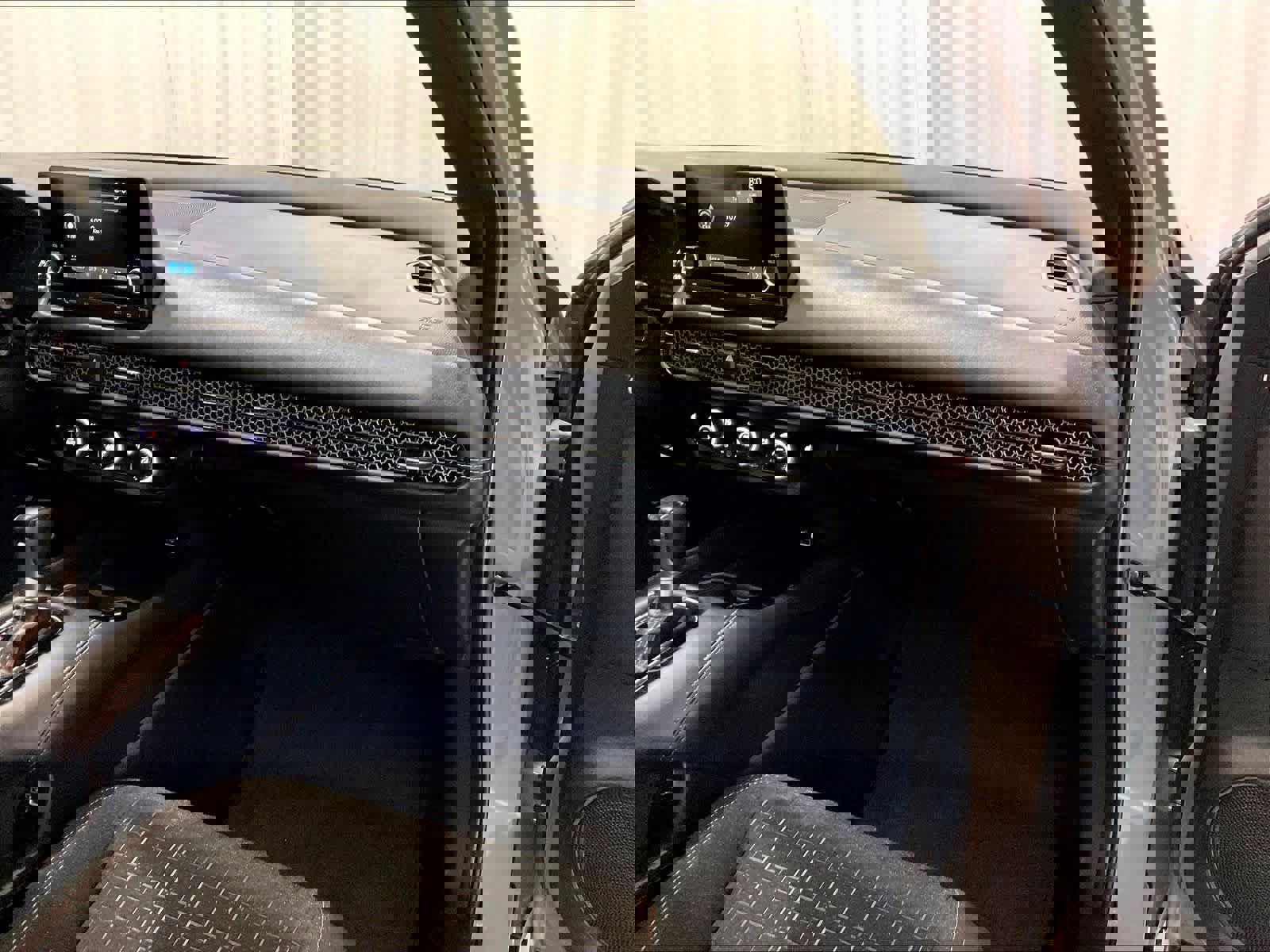 Used 2024 Honda HR-V Sport image 13