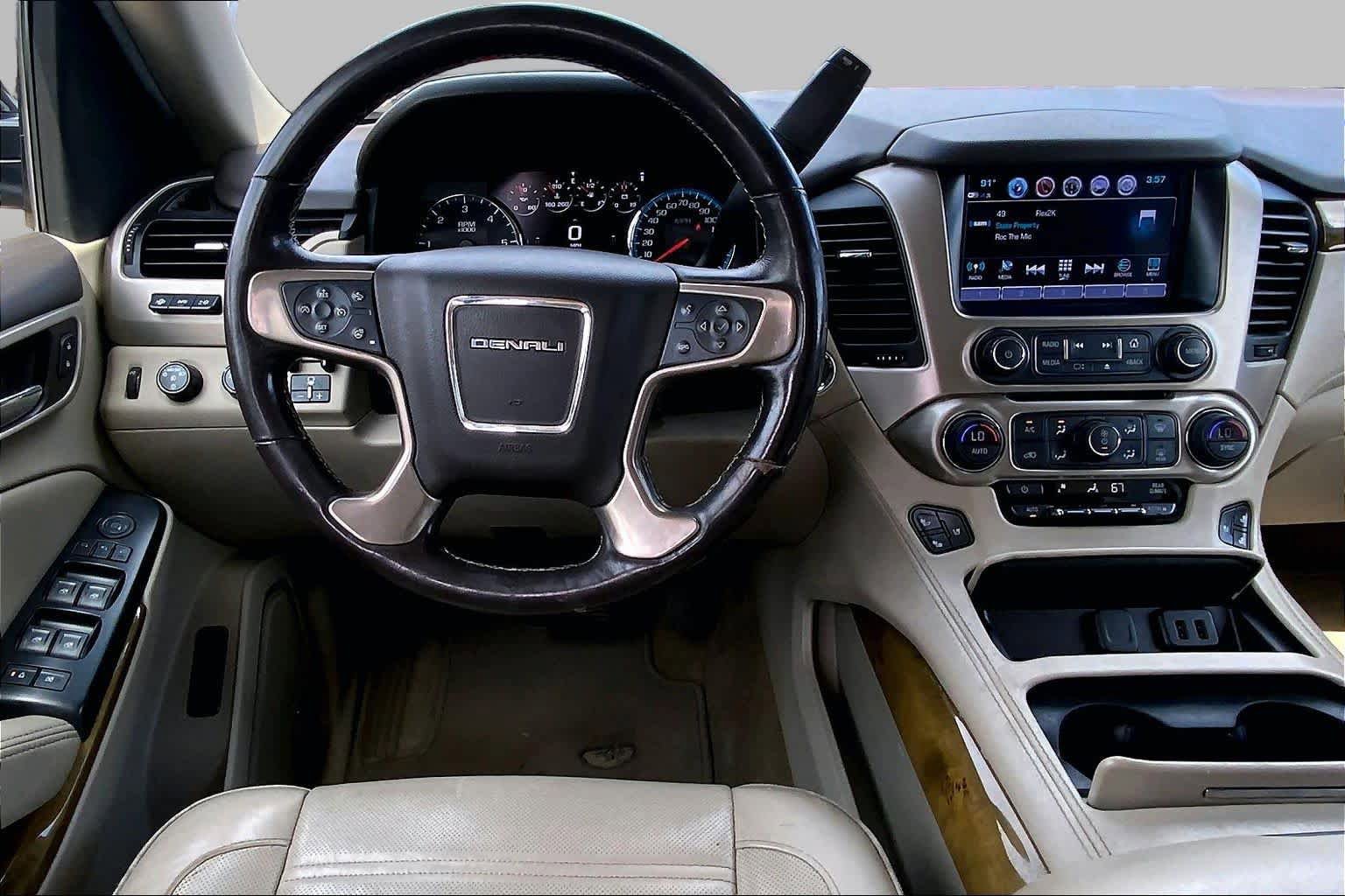 Used 2017 GMC Yukon Denali w/ Open Road Package AWD/4WD image 6