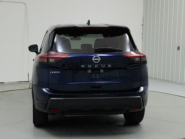 Used 2025 Nissan Rogue SV FWD image 6