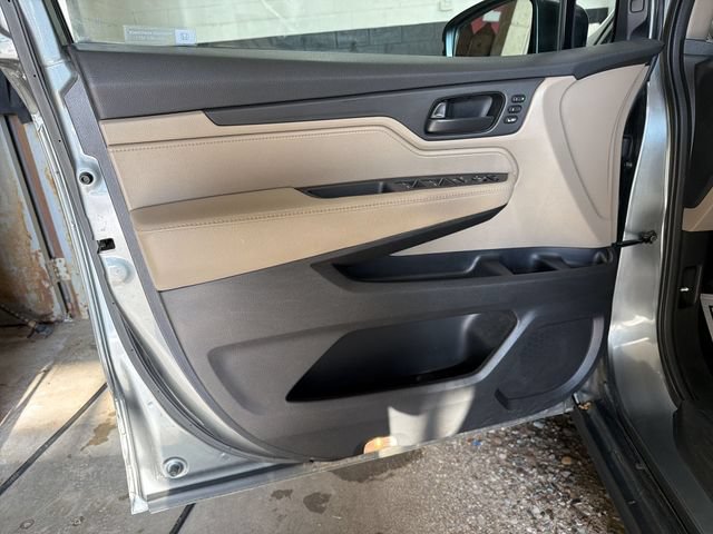 Used 2018 Honda Odyssey EX-L image 13