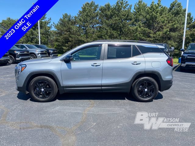 Certified 2023 GMC Terrain SLE w/ Driver Convenience Package FWD image 5