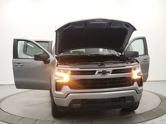Used 2024 Chevrolet Silverado 1500 RST w/ Z71 Off-Road Package AWD/4WD image 10