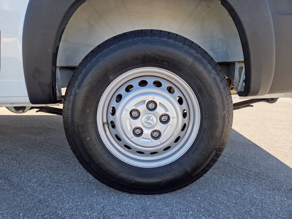 Used 2024 RAM ProMaster 2500 w/ Convenience Group FWD image 25