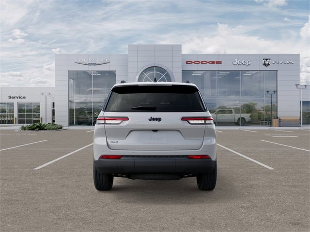 New 2025 Jeep Grand Cherokee L Altitude image 7