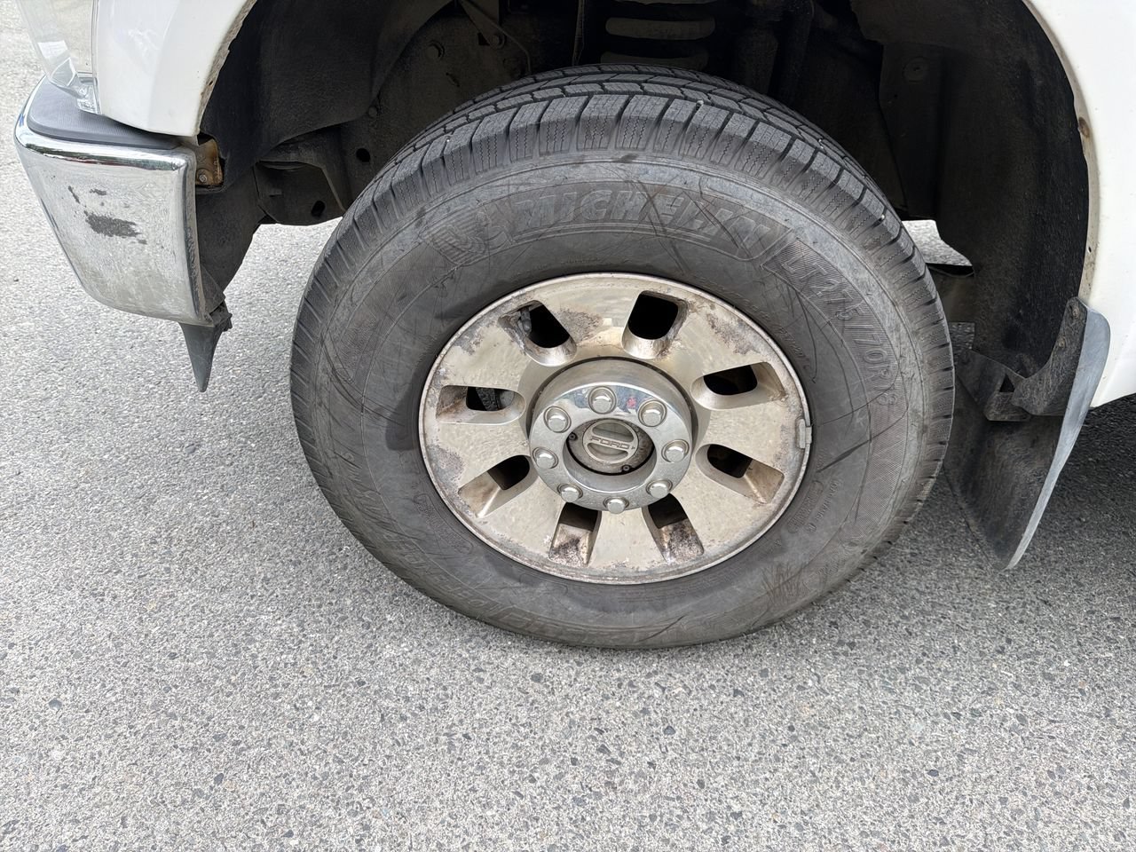 Used 2010 Ford F350 4x4 Crew Cab Super Duty image 10