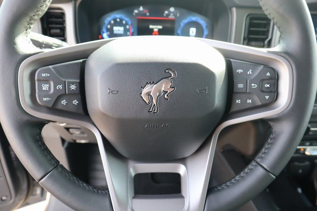 New 2025 Ford Bronco Big Bend image 3