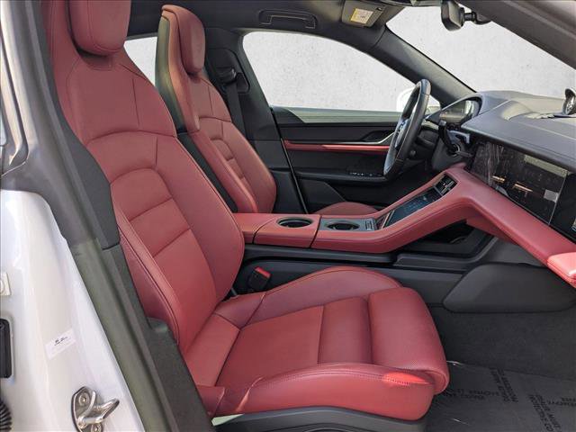 Used 2023 Porsche Taycan image 24