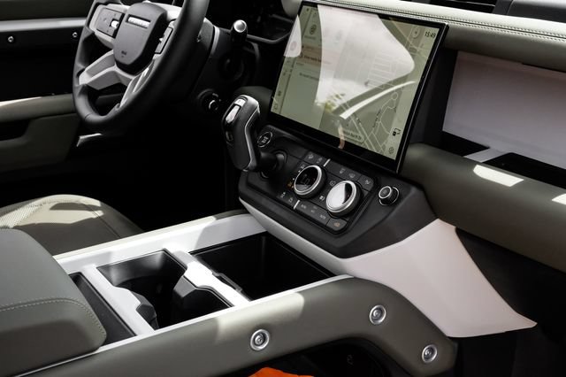 New 2026 Land Rover Defender 110 S AWD/4WD image 29