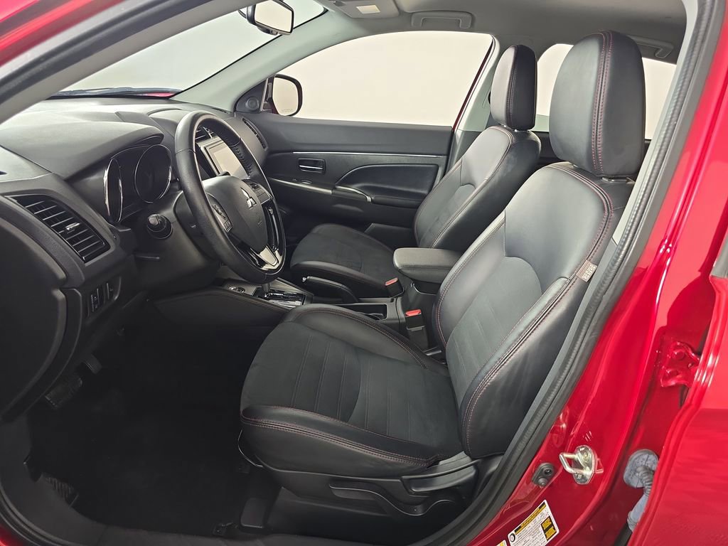 Used 2024 Mitsubishi Outlander Sport SE image 10