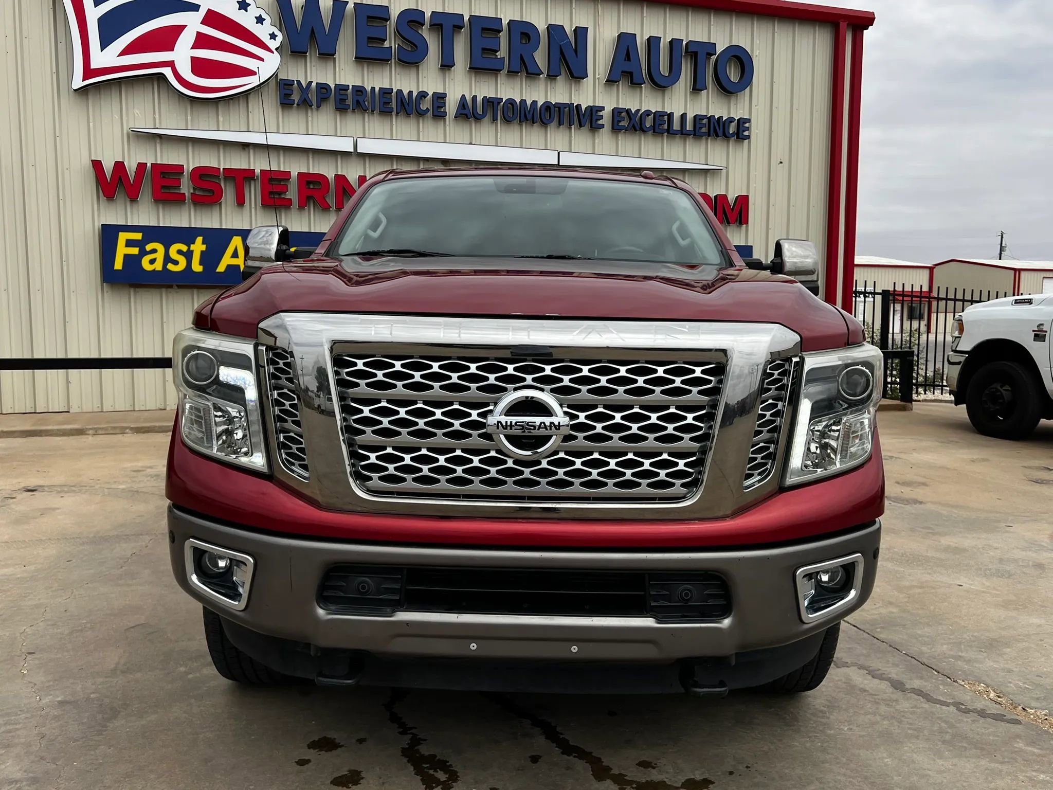 Used 2016 Nissan Titan Platinum Reserve RWD image 3