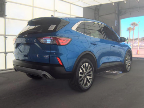 Used 2021 Ford Escape Titanium AWD/4WD image 4