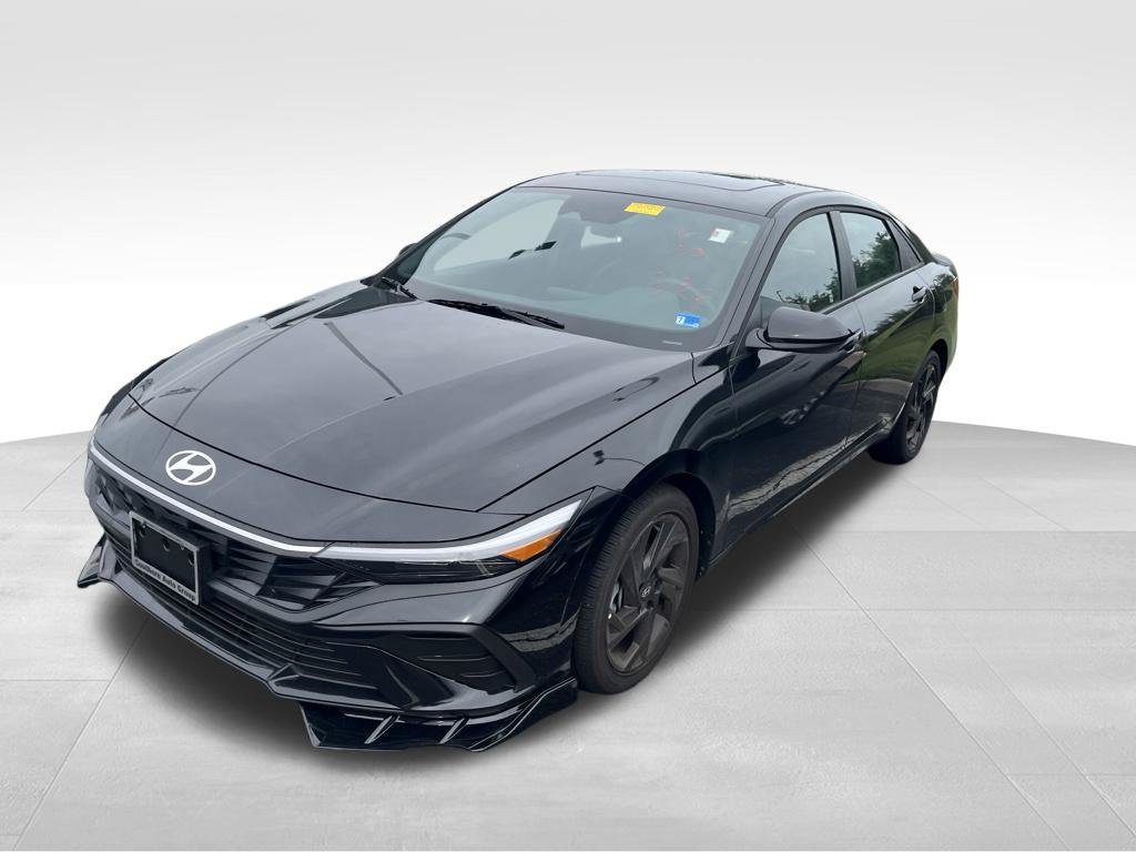 Used 2026 Hyundai Elantra SEL Sport FWD image 15