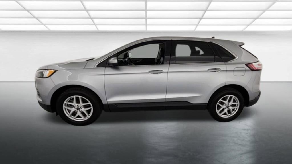 Used 2022 Ford Edge SEL w/ Convenience Package AWD/4WD image 3