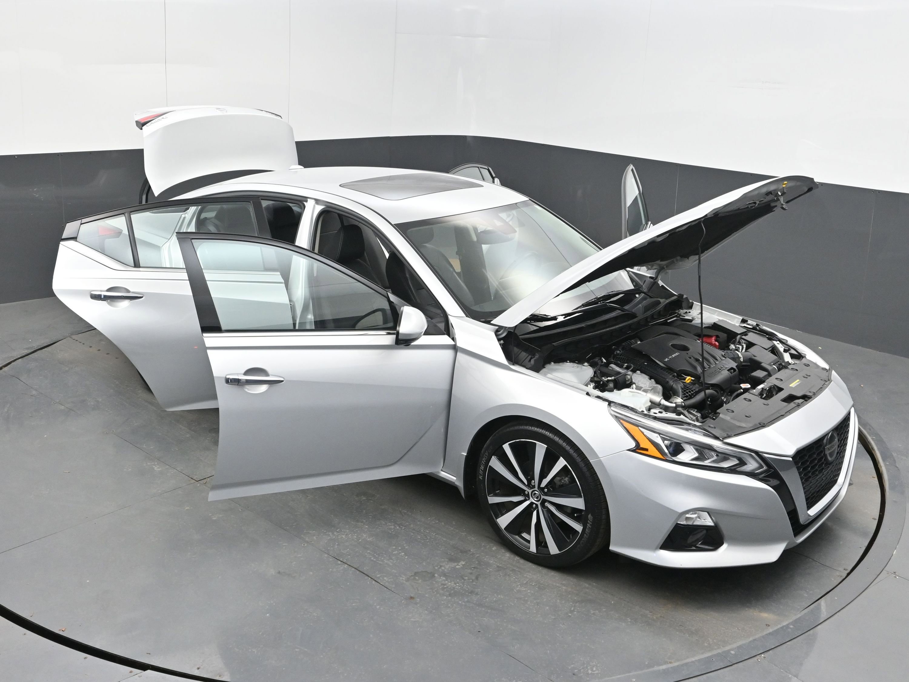 Used 2020 Nissan Altima 2.0 Platinum image 37