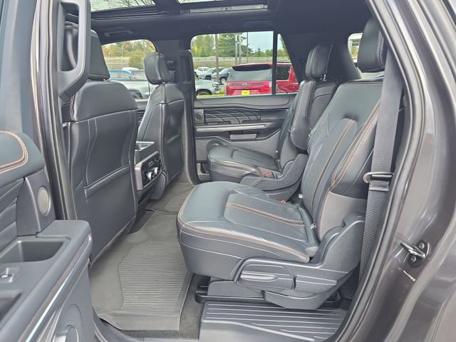 Used 2024 Ford Expedition Max Platinum image 31