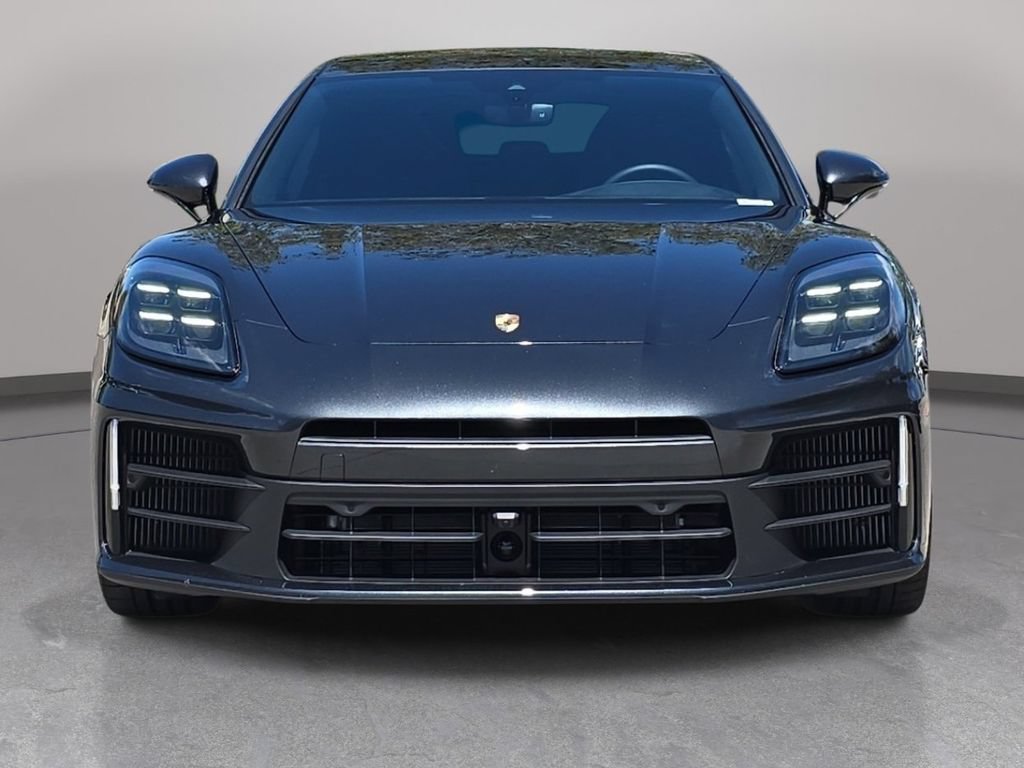 Used 2025 Porsche Panamera RWD image 3