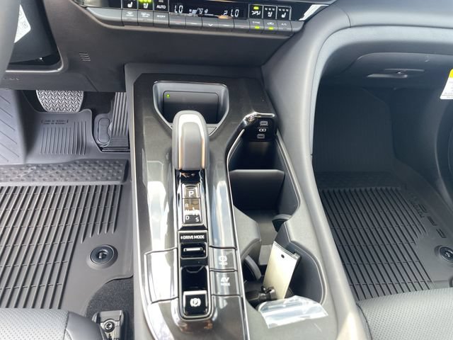 New 2026 Toyota Crown Signia w/ Advanced Technology Package AWD/4WD image 26