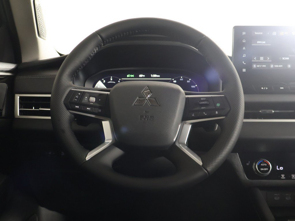 New 2026 Mitsubishi Outlander SE FWD image 41