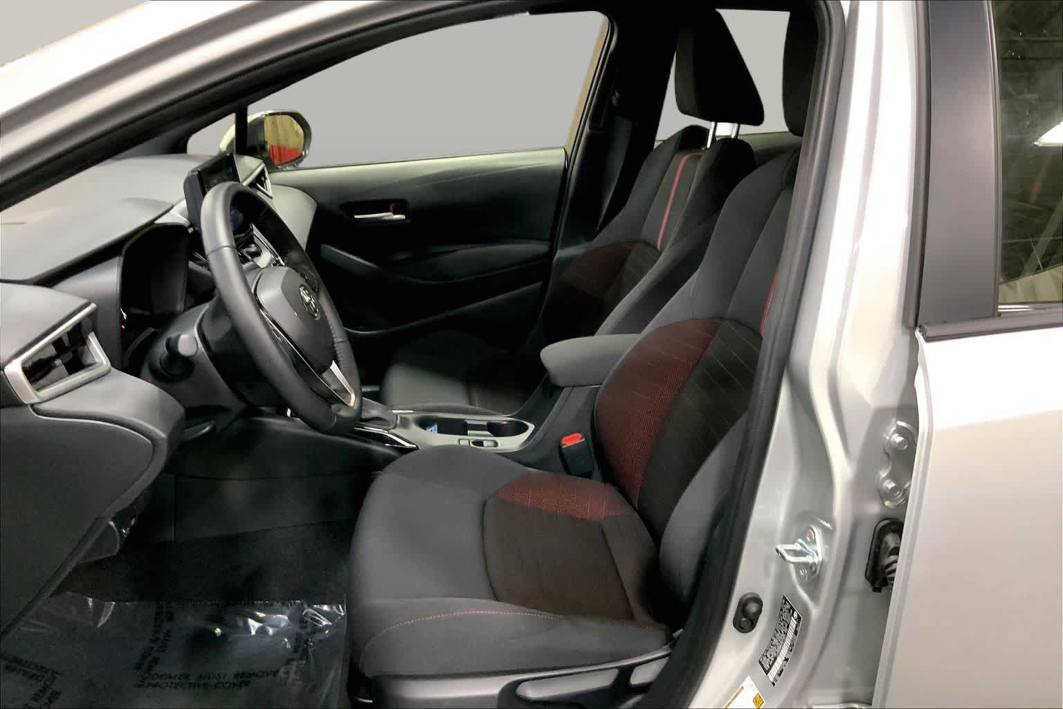 Certified 2026 Toyota Corolla SE FWD image 8
