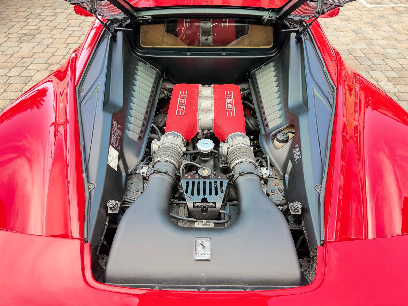 Used 2011 Ferrari 458 Italia Coupe RWD image 64