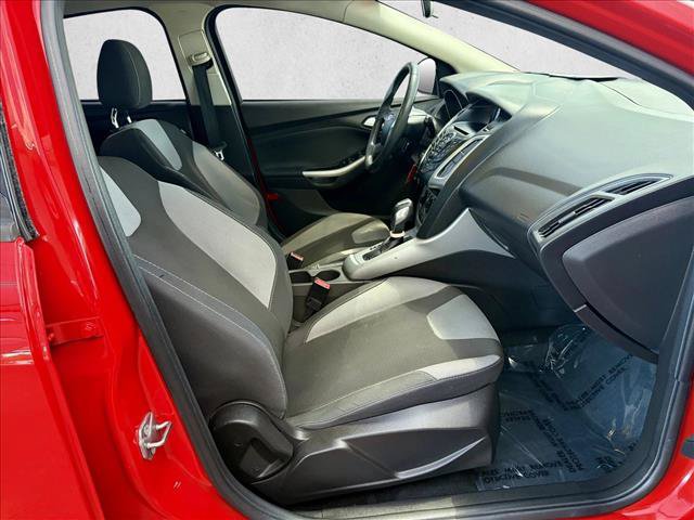 Used 2012 Ford Focus SE FWD image 15