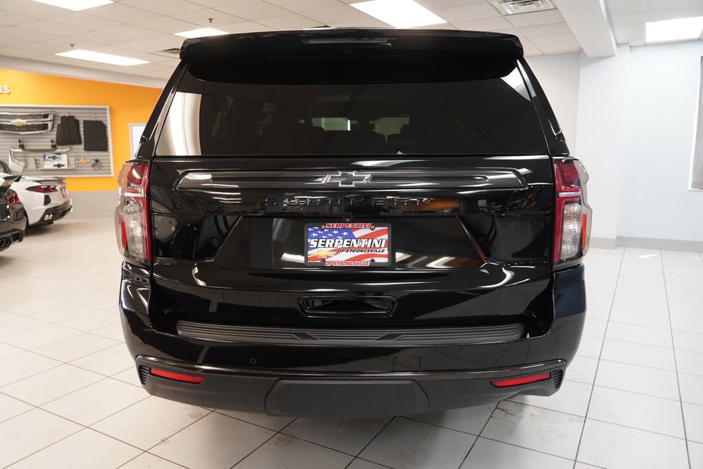 Used 2021 Chevrolet Suburban Z71 w/ Z71 Signature Package AWD/4WD image 9