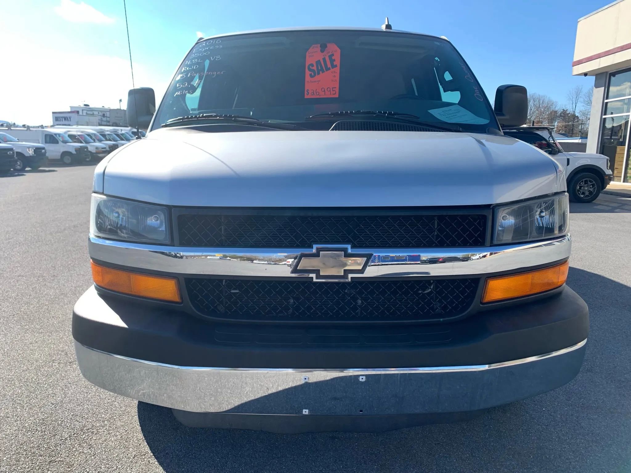 Used 2016 Chevrolet Express 3500 LT w/ LT Preferred Equipment Group image 2