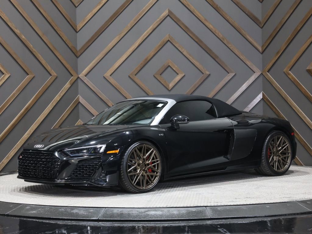 Used 2023 Audi R8 V10 performance w/ Carbon Exterior Package image 18