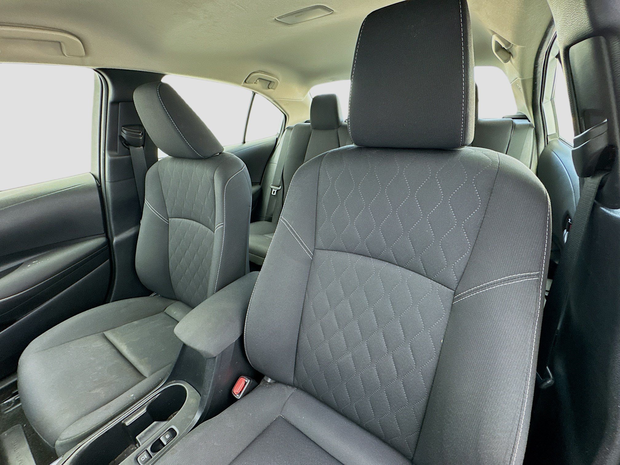 Used 2024 Toyota Corolla LE FWD image 13