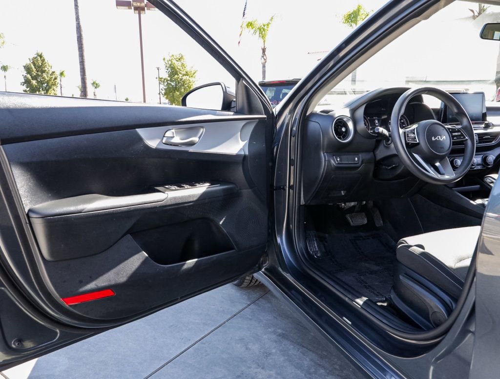 Used 2024 Kia Forte LXS image 13