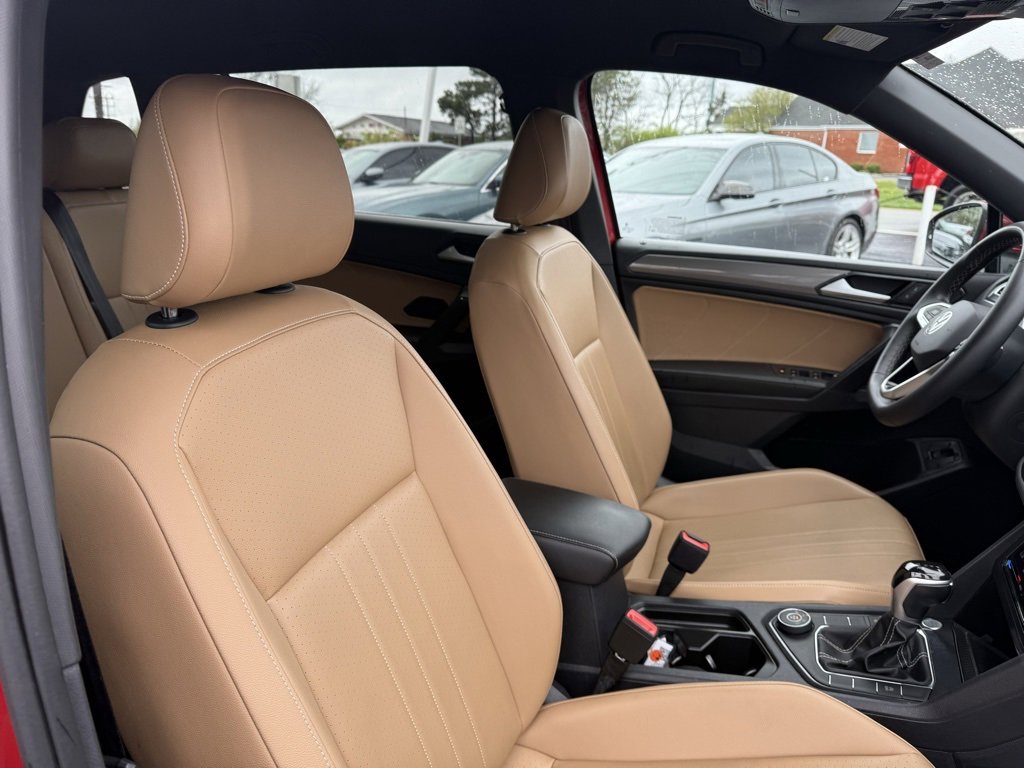 Used 2022 Volkswagen Tiguan SE image 25