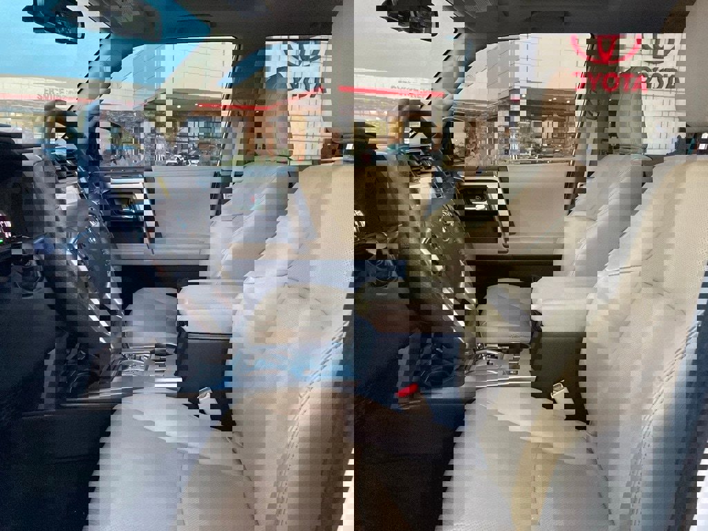 Used 2024 Toyota 4Runner Limited image 10