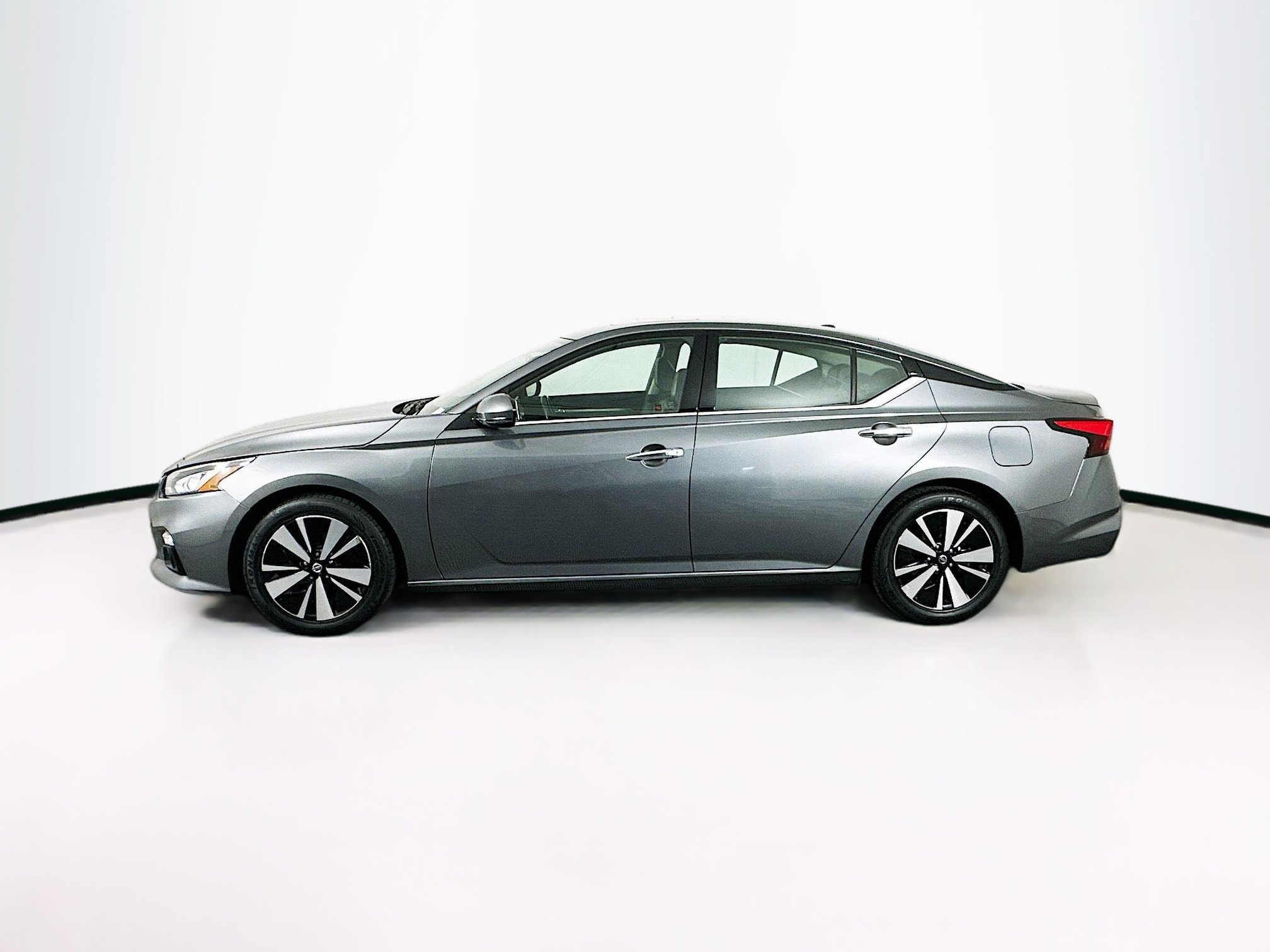 Used 2020 Nissan Altima 2.5 SL FWD image 4