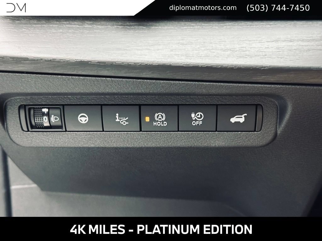 Used 2025 Nissan Ariya Platinum AWD/4WD image 33