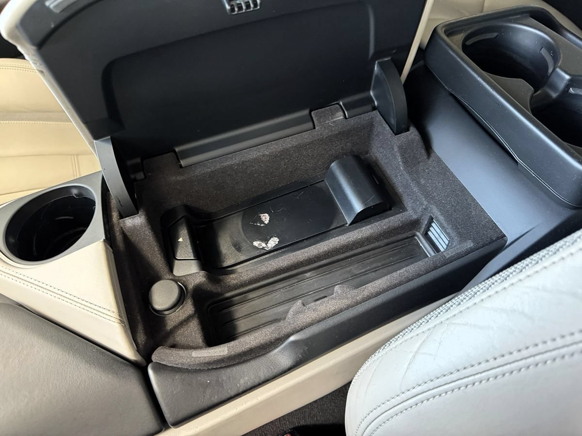 Used 2016 BMW i8 AWD/4WD image 42