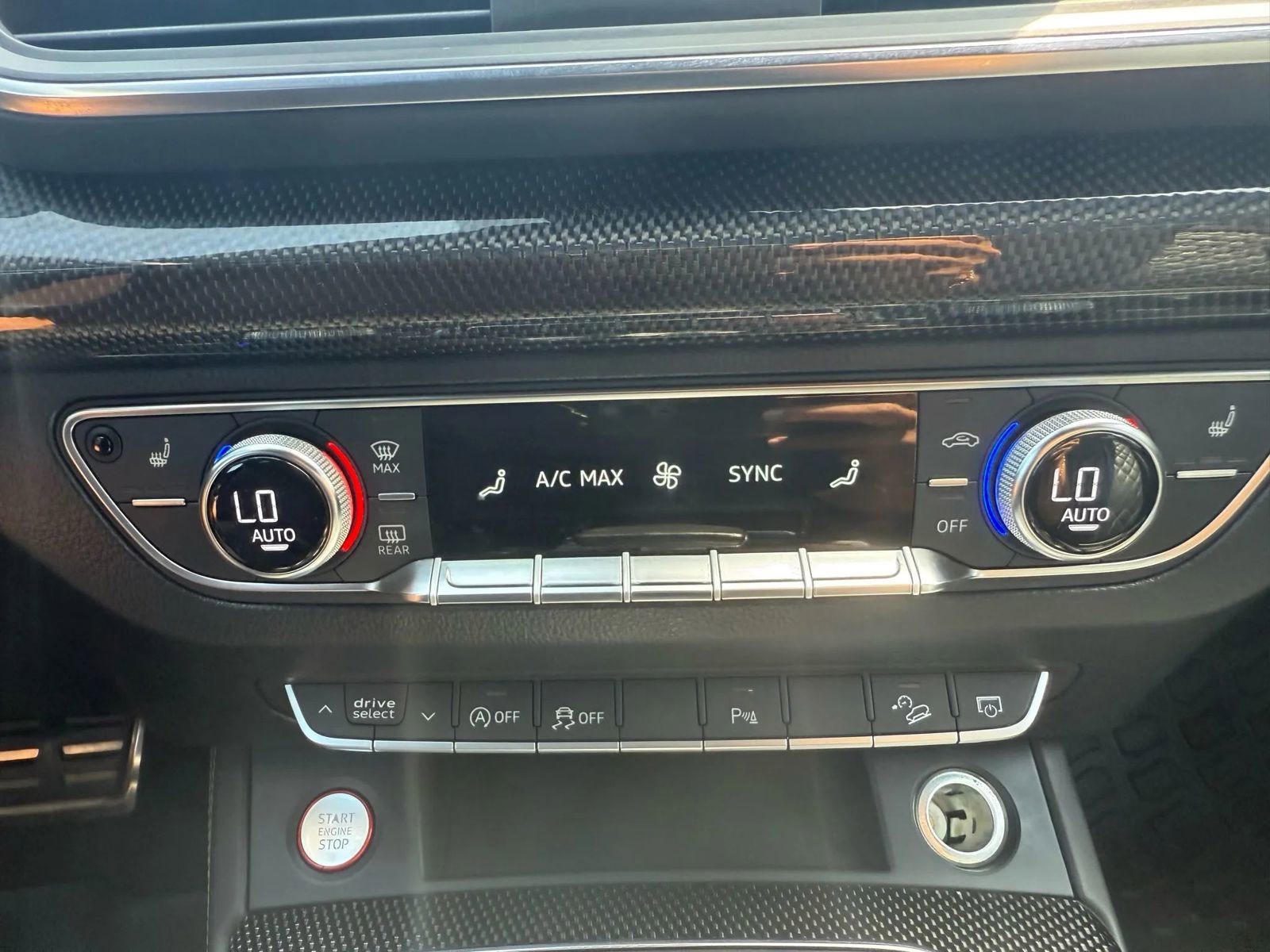 Used 2018 Audi SQ5 Premium Plus w/ Navigation Package image 25