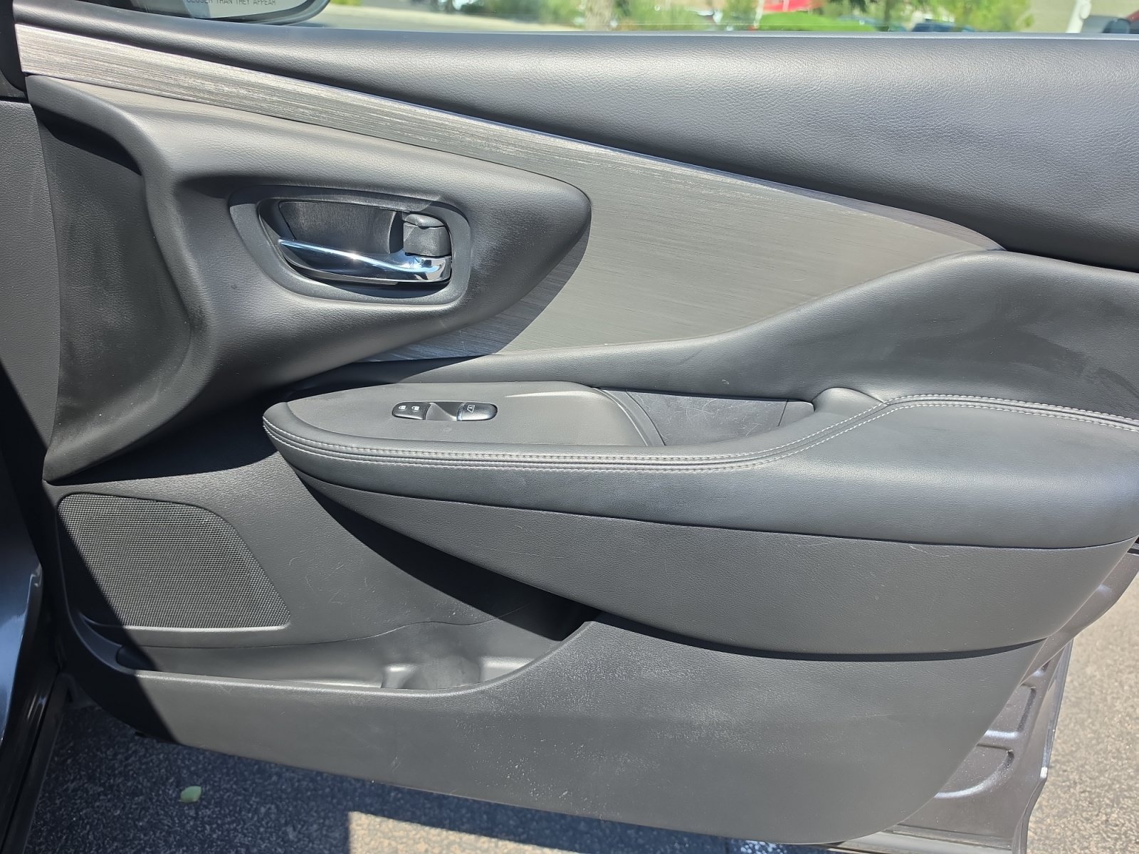 Used 2017 Nissan Murano SL FWD image 25