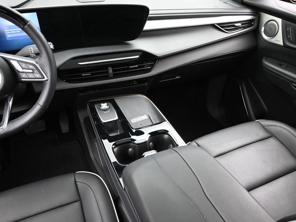 Certified 2025 Buick Enclave Avenir w/ Super Cruise Package image 22