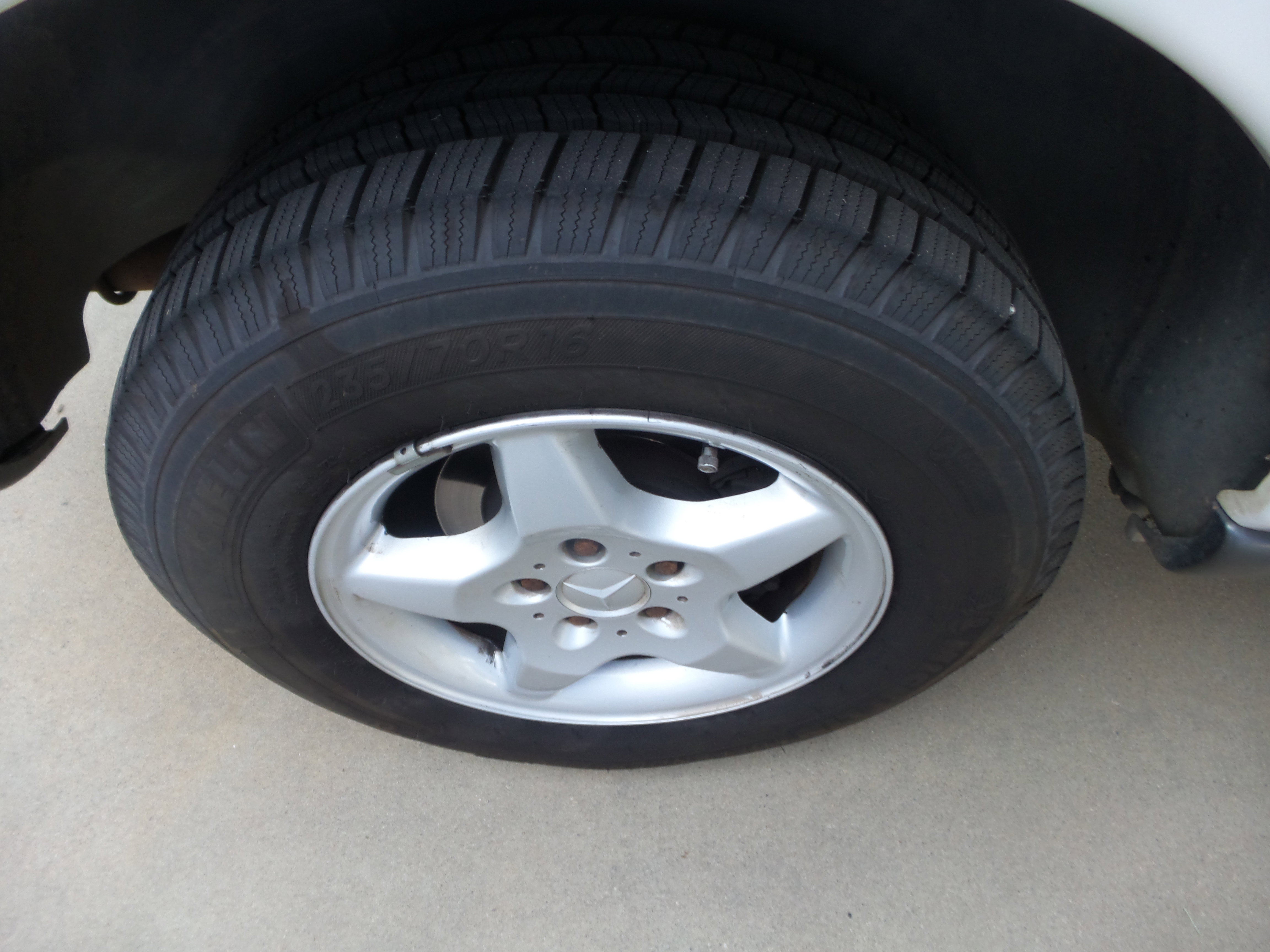 Used 1999 Mercedes-Benz ML 320 4MATIC image 15