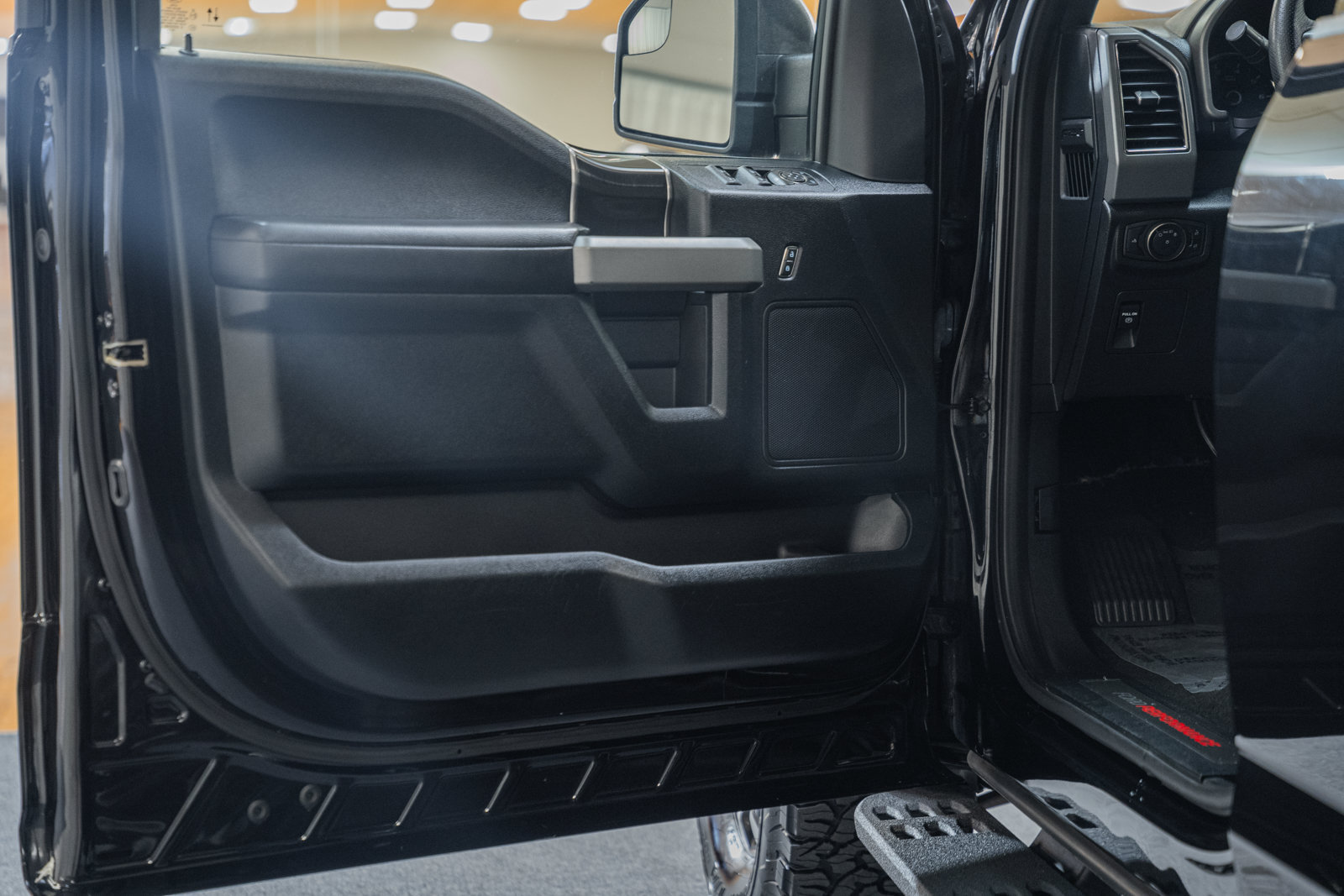 Used 2020 Ford F150 Raptor AWD/4WD image 44