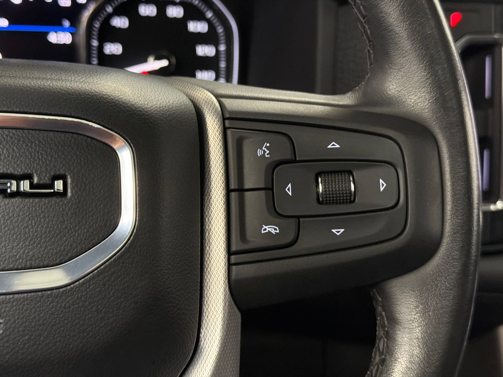 Used 2021 GMC Yukon XL Denali AWD/4WD image 33