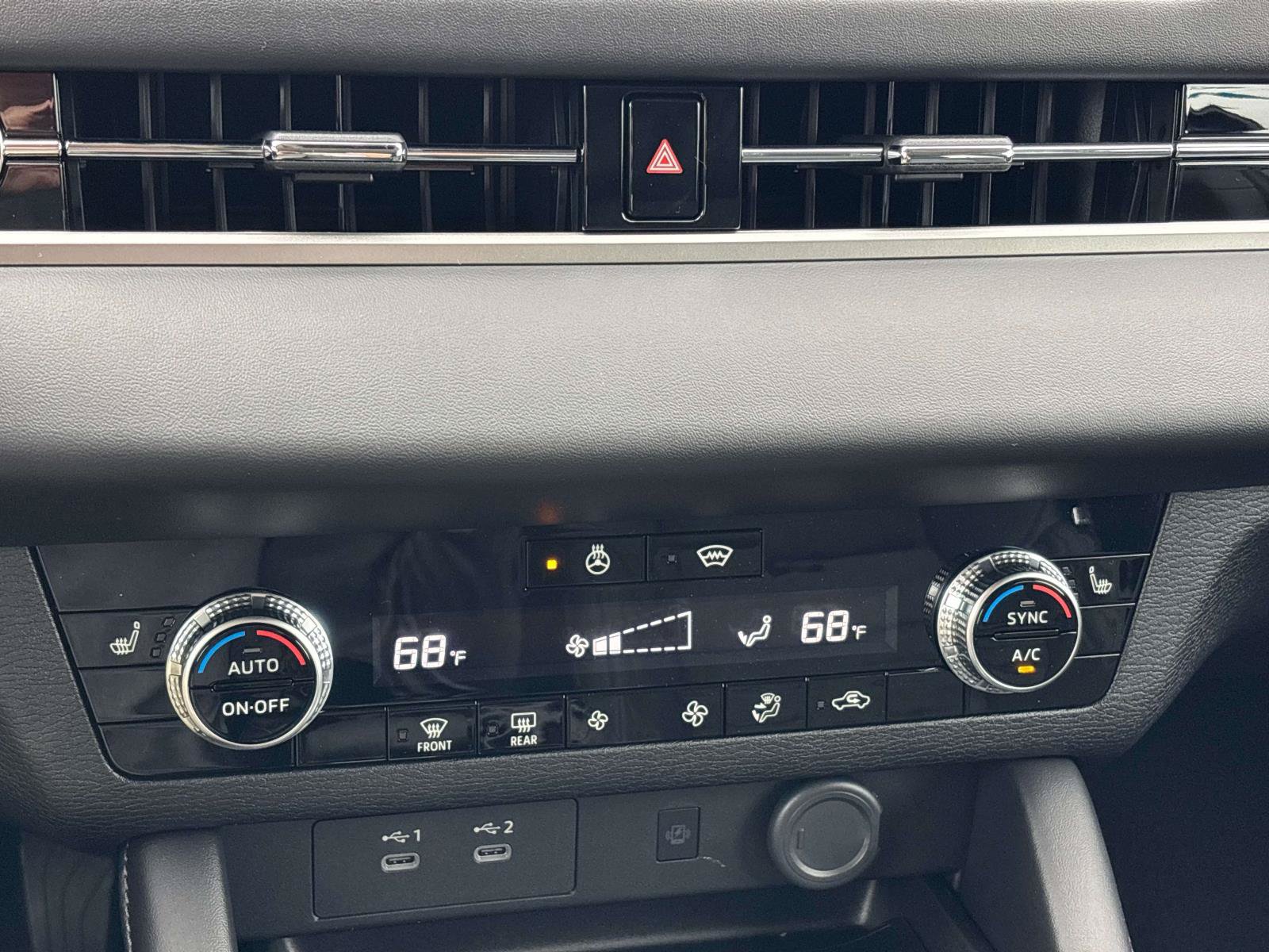 New 2026 Mitsubishi Outlander SE AWD/4WD image 12